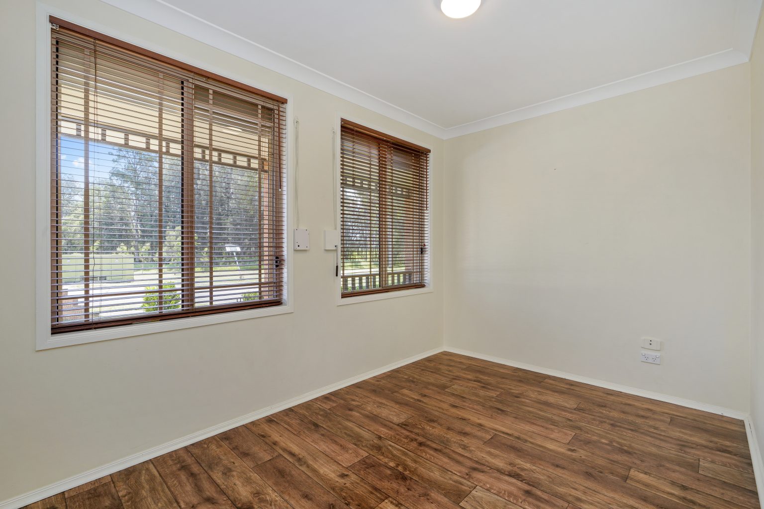 66 Bugong St, Prestons NSW 2170 – photo 7 of 10