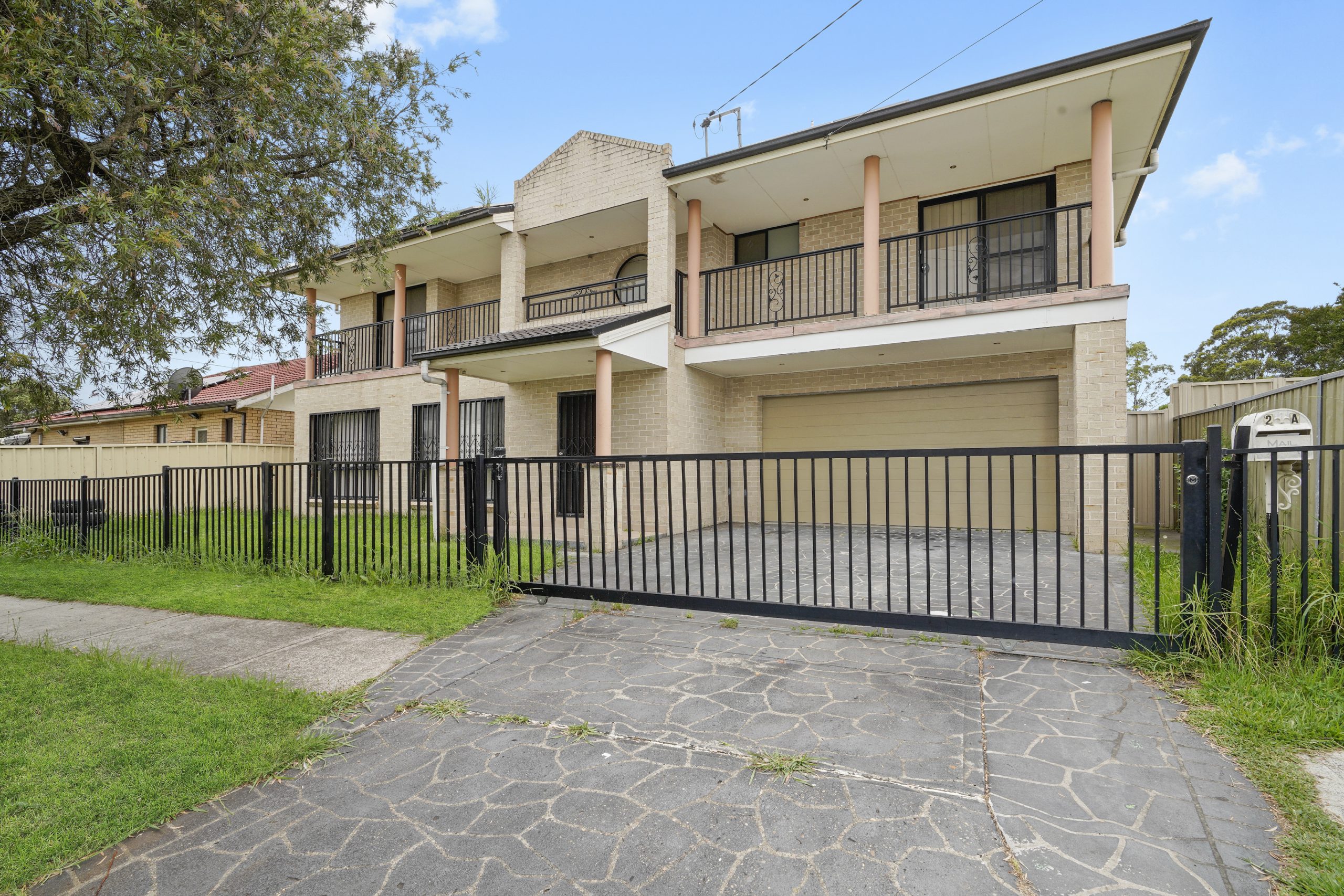 2A Canberra Ave Casula NSW 2170