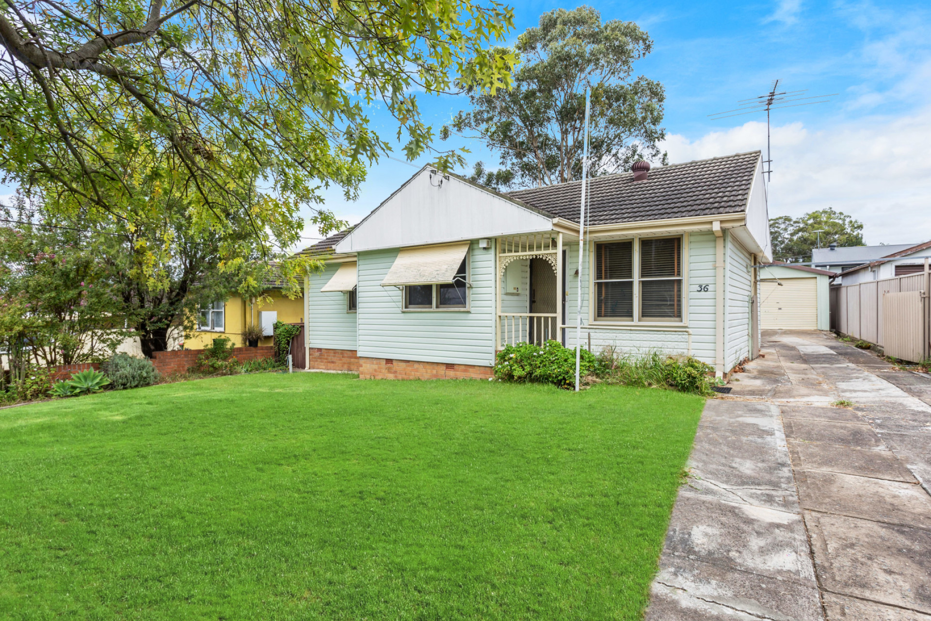 36 Kendee Street Sadleir NSW 2168 AUS