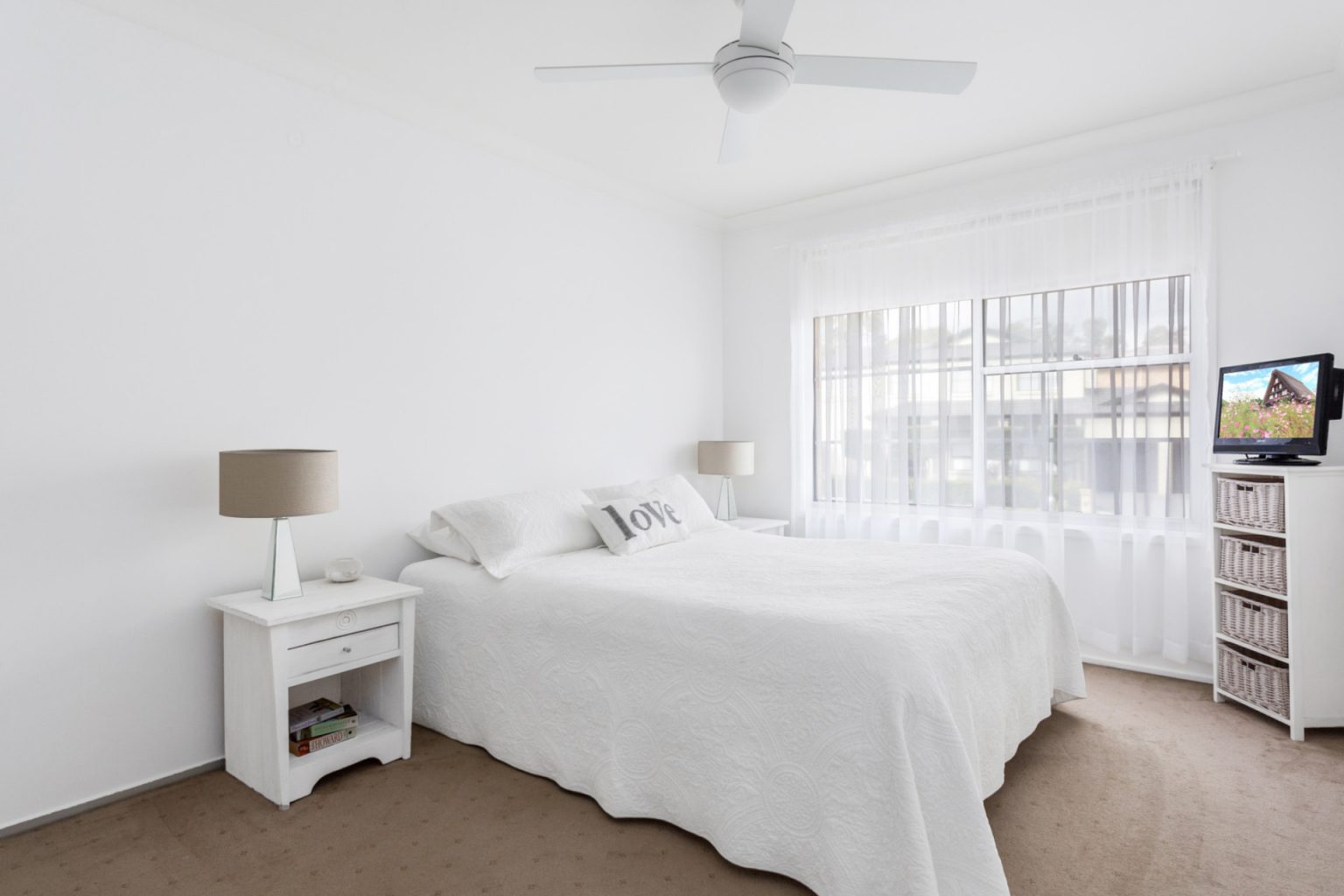 2 Baguette Close, Casula NSW 2170 – photo 7 of 14