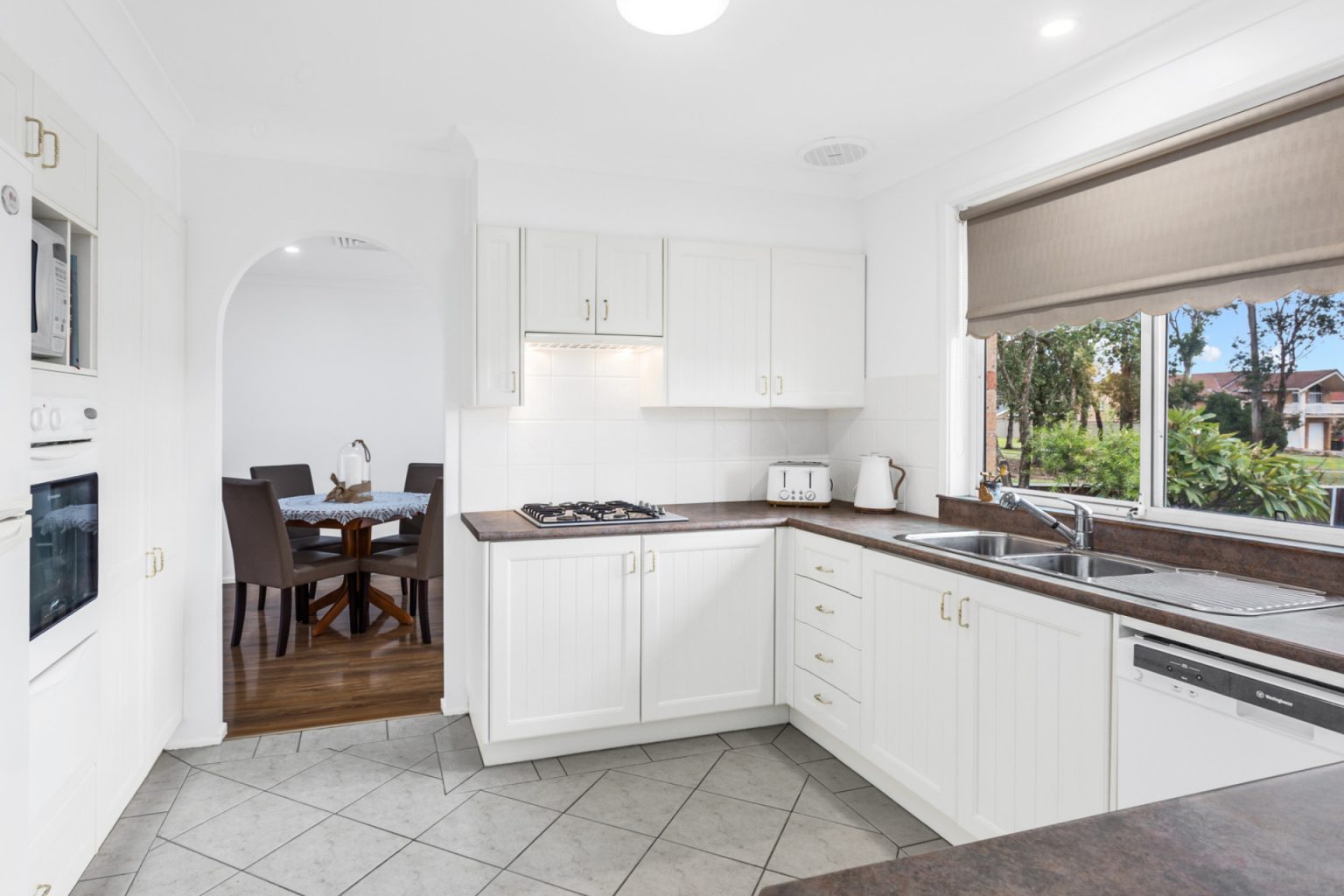 2 Baguette Close, Casula NSW 2170 – photo 5 of 14