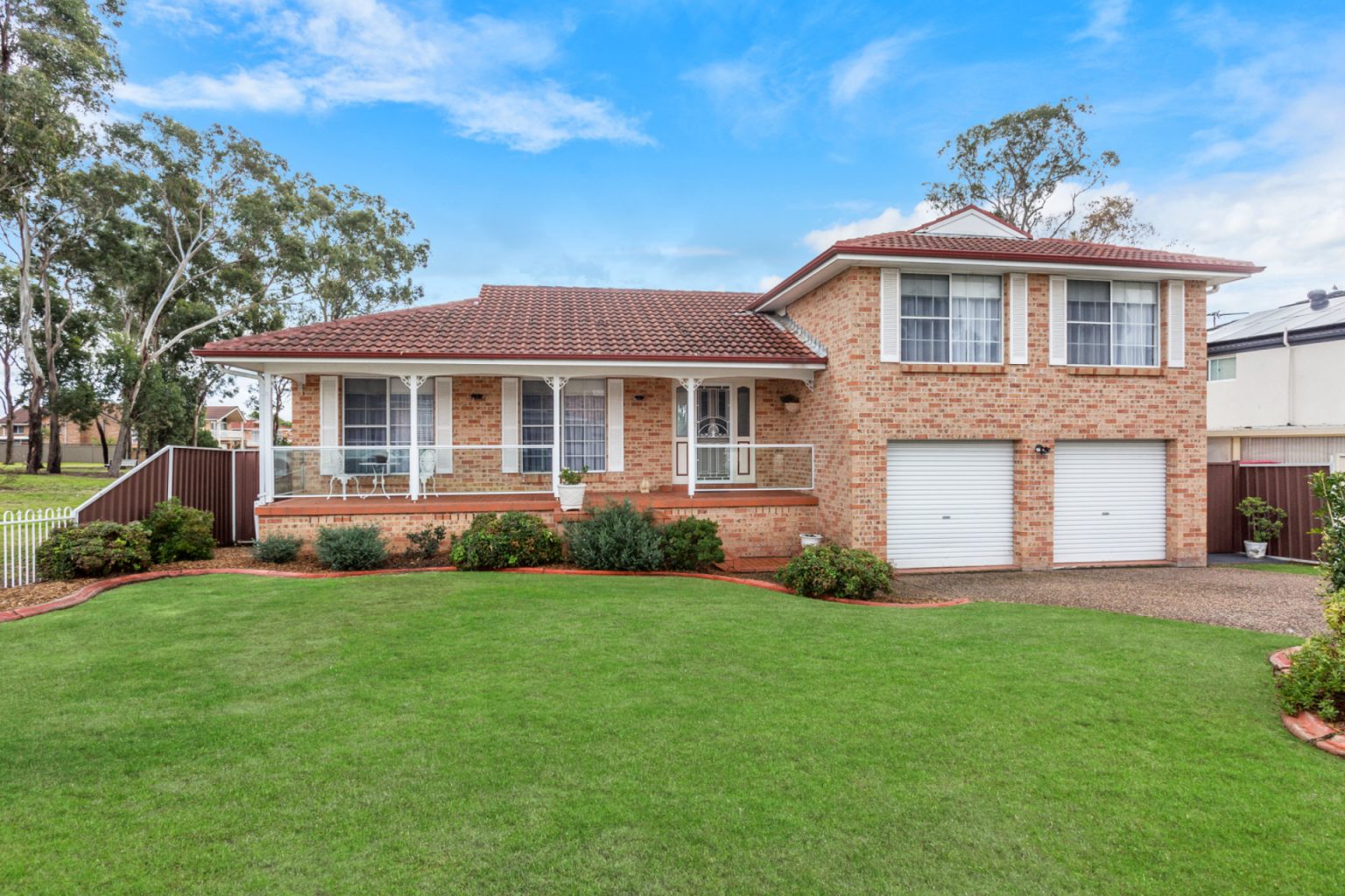 2 Baguette Close, Casula NSW 2170