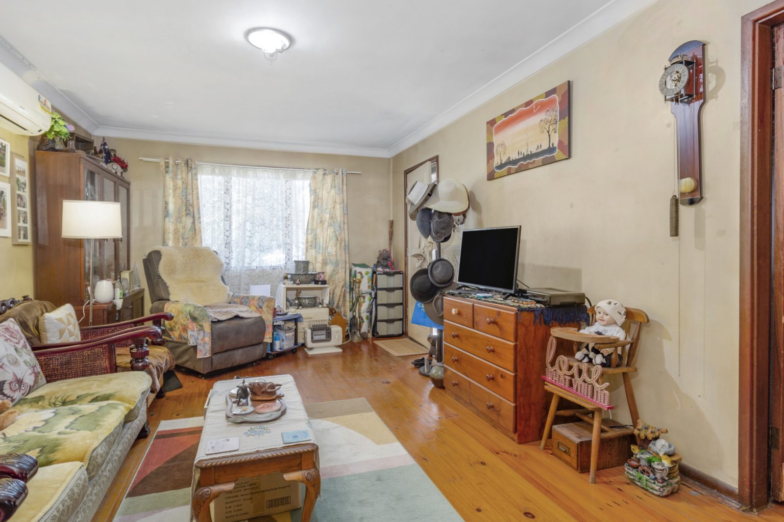 74 Maxwells Avenue, Ashcroft NSW 2168 – photo 4 of 8