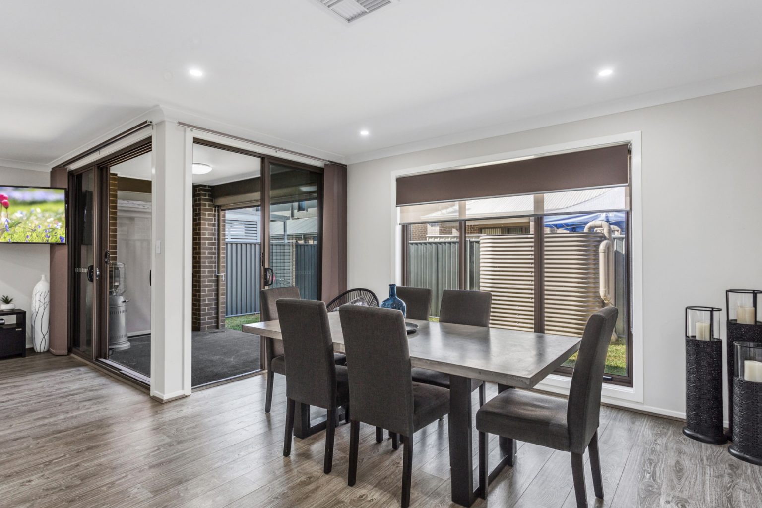 8 Passiflora Avenue, Denham Court NSW 2565 – photo 5 of 12