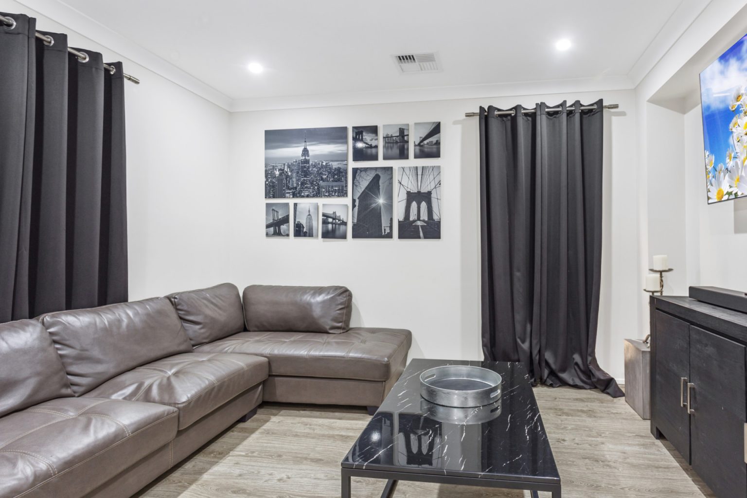 8 Passiflora Avenue, Denham Court NSW 2565 – photo 6 of 12