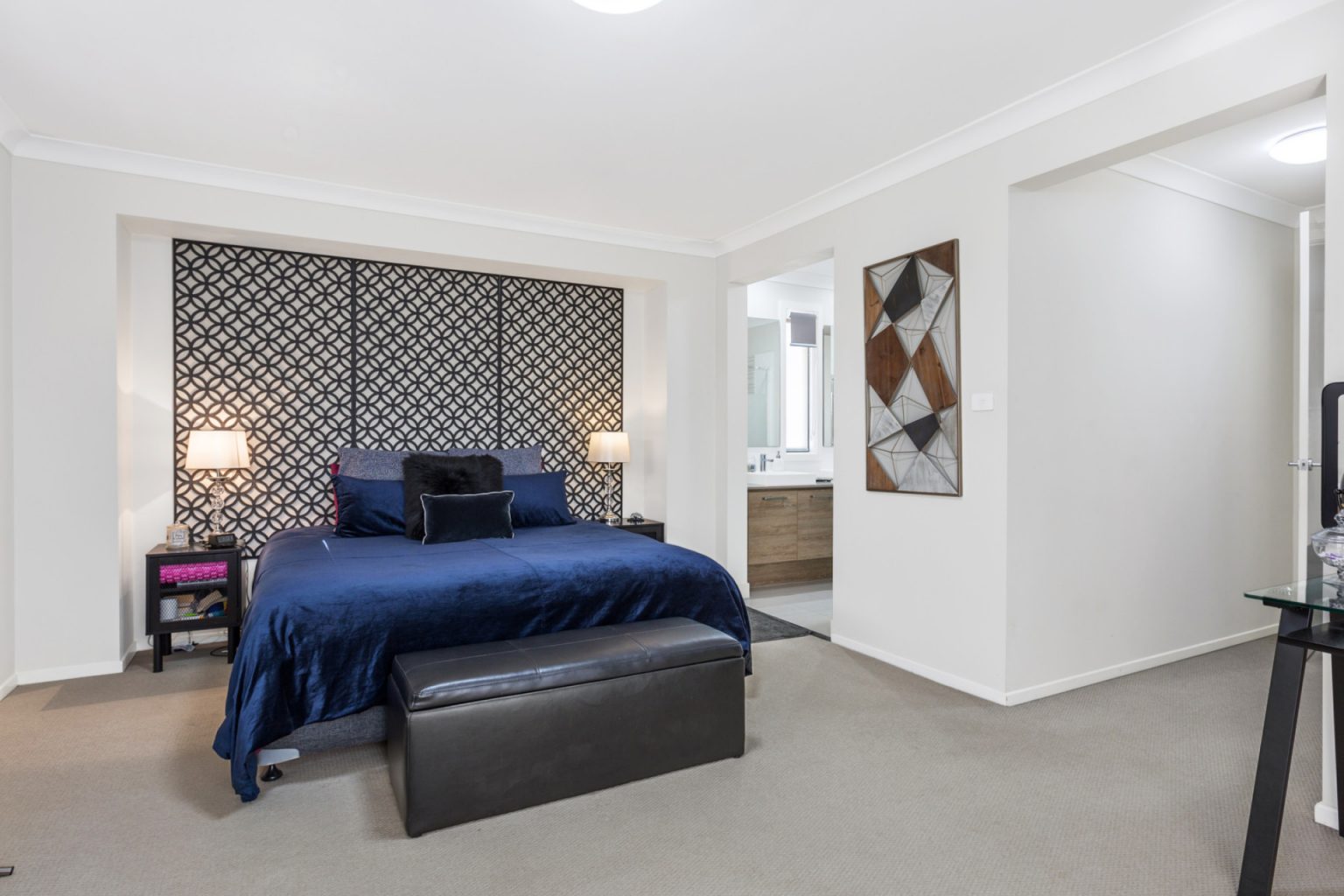 8 Passiflora Avenue, Denham Court NSW 2565 – photo 10 of 12