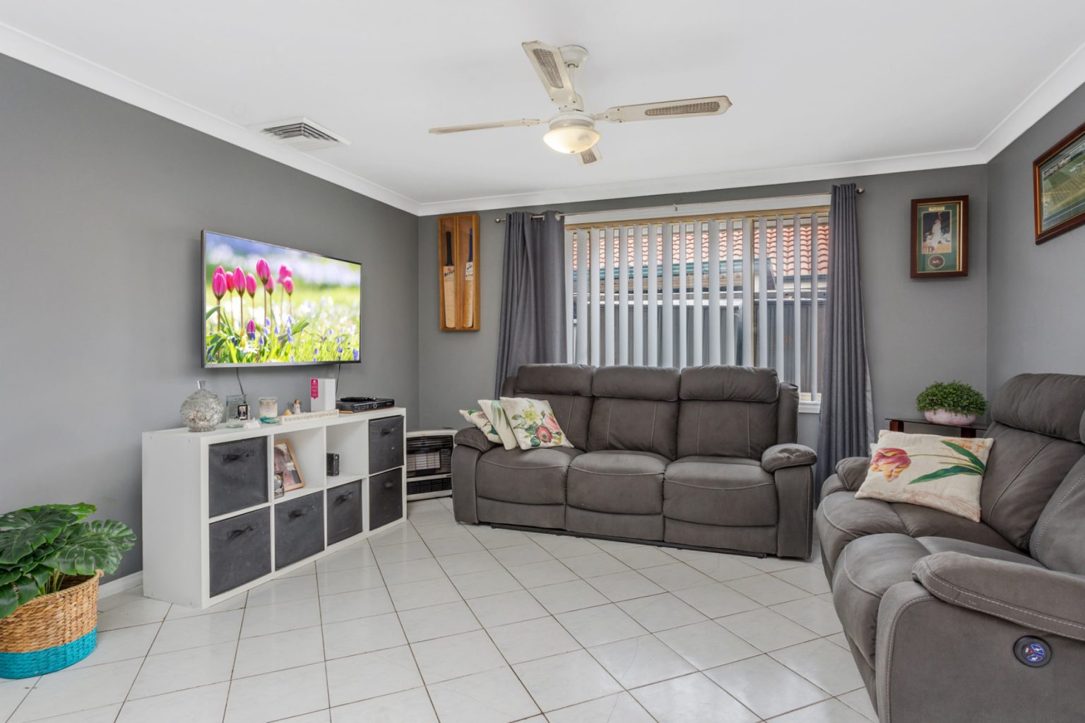 53 Whitford Road, Hinchinbrook NSW 2168 – photo 3 of 11
