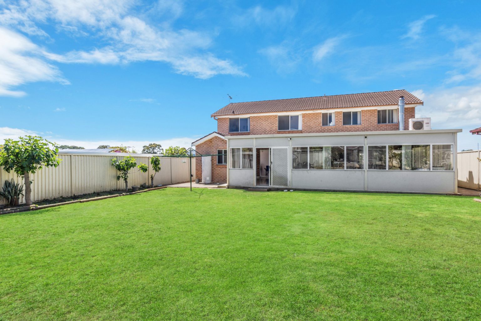 2 Colville Place, Bonnyrigg Heights NSW 2177 – photo 12 of 14