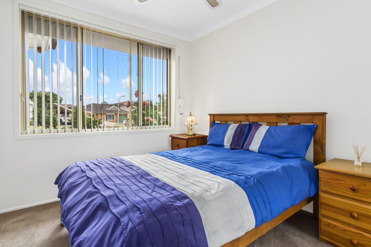 10 Gosling Avenue, Green Valley NSW 2168 – photo 7 of 10