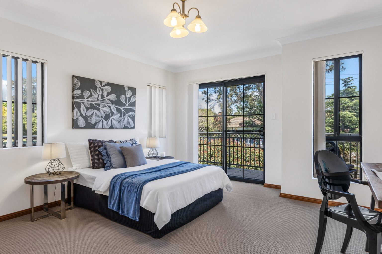 68a Hoddle Avenue, Campbelltown NSW 2560 – photo 9 of 13