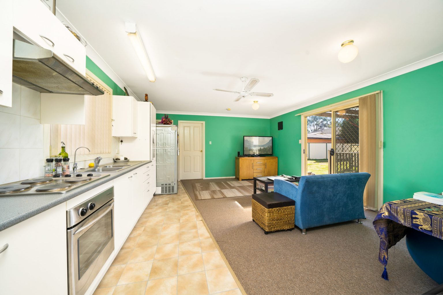 170 & 170a Elizabeth Drive, Ashcroft NSW 2168 – photo 7 of 9