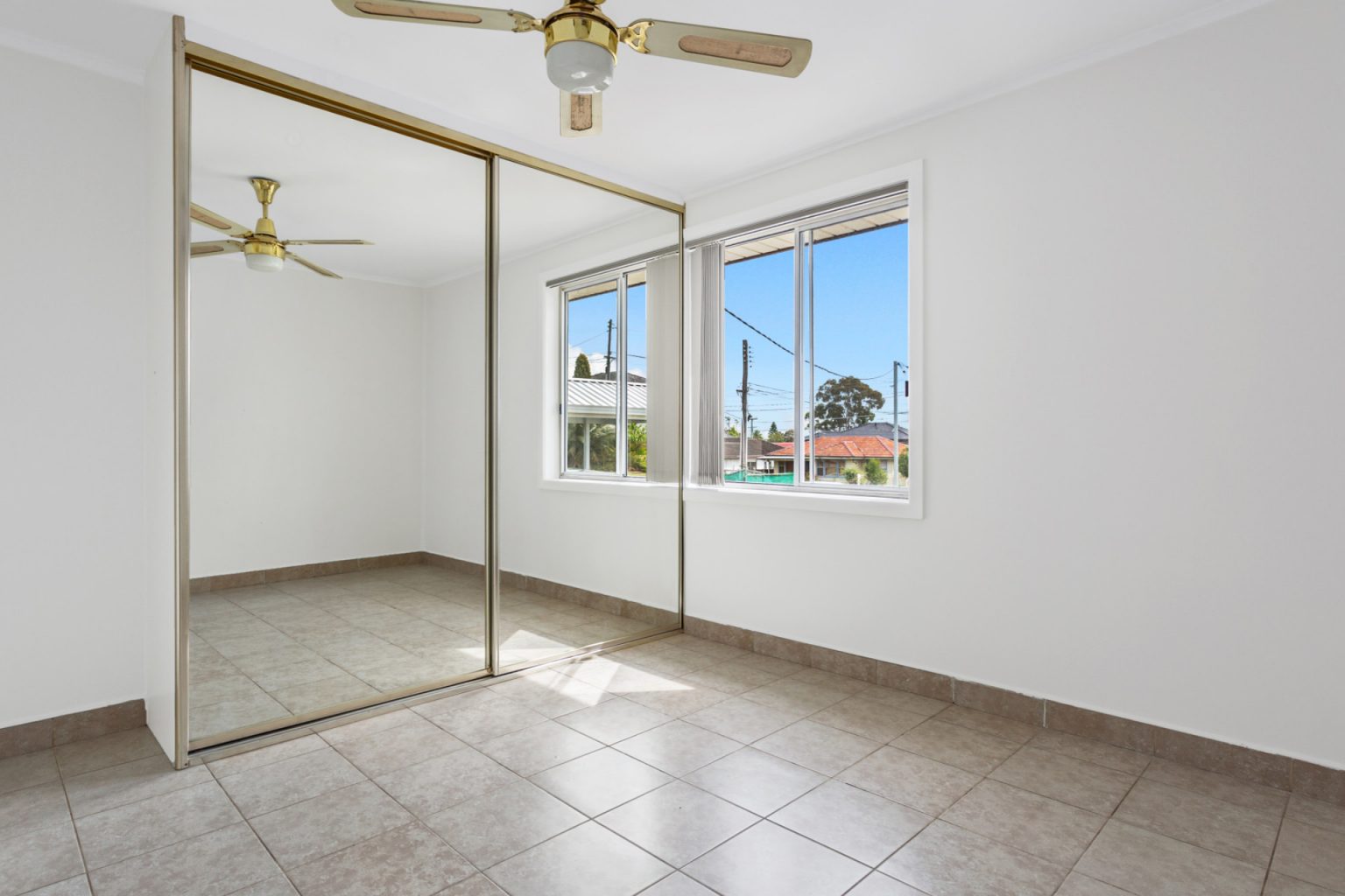 26 North Liverpool Road, Heckenberg NSW 2168 – photo 5 of 13