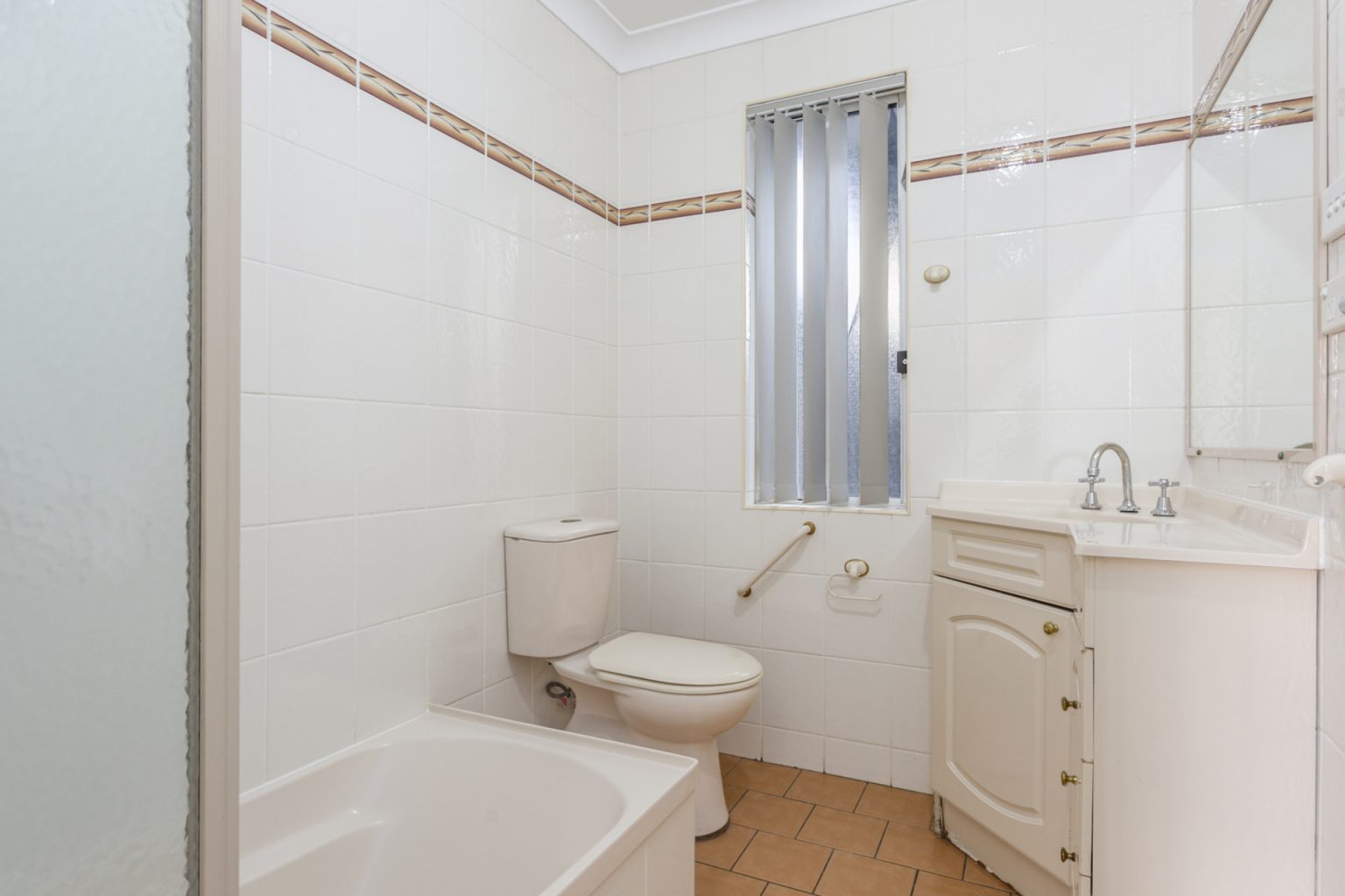 26 North Liverpool Road, Heckenberg NSW 2168 – photo 6 of 13