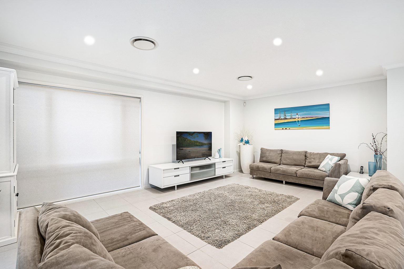 6 Padua Close, Prestons NSW 2170 – photo 4 of 10