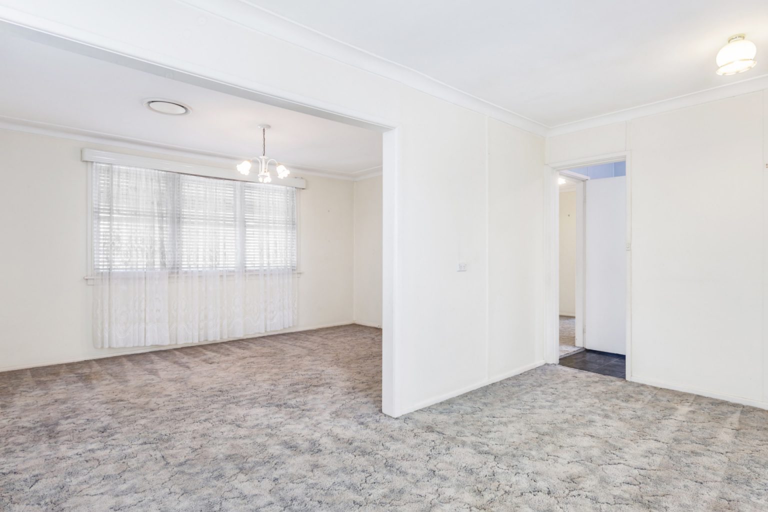 56 Stanwell Crescent, Ashcroft NSW 2168 – photo 4 of 12