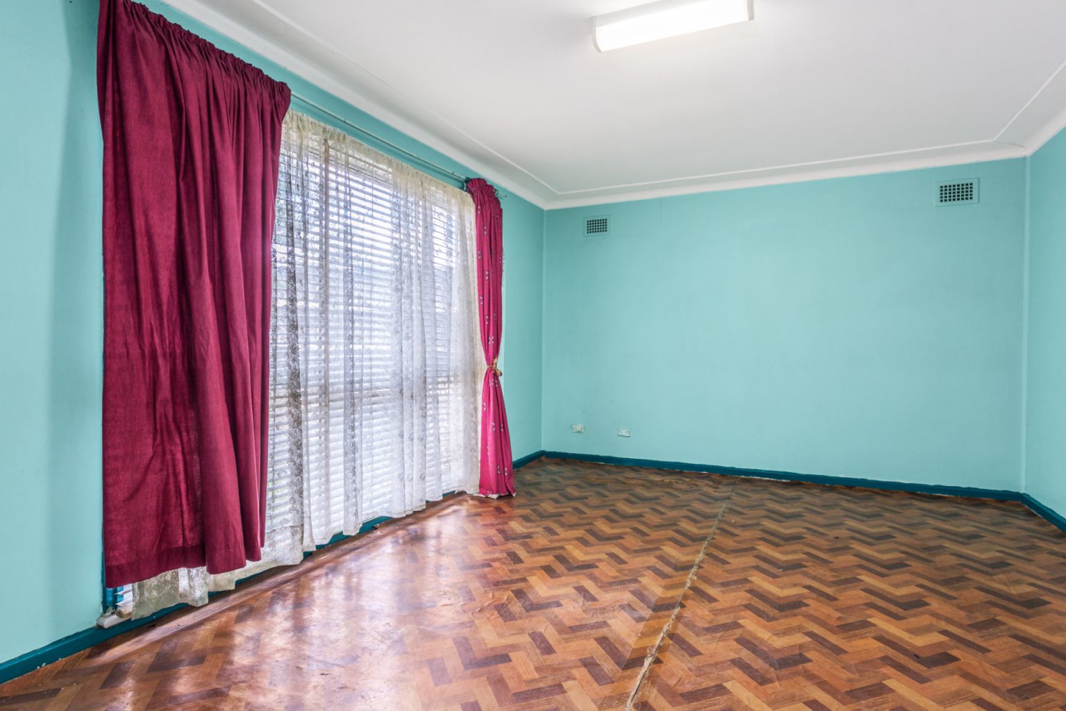 364 Elizabeth Drive, Mount Pritchard NSW 2170 – photo 2 of 9