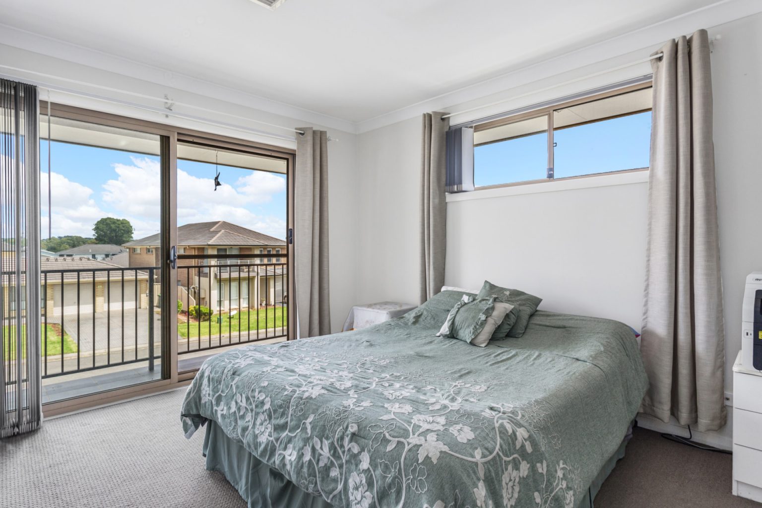 8 Weja Close, Prestons NSW 2170 – photo 6 of 10