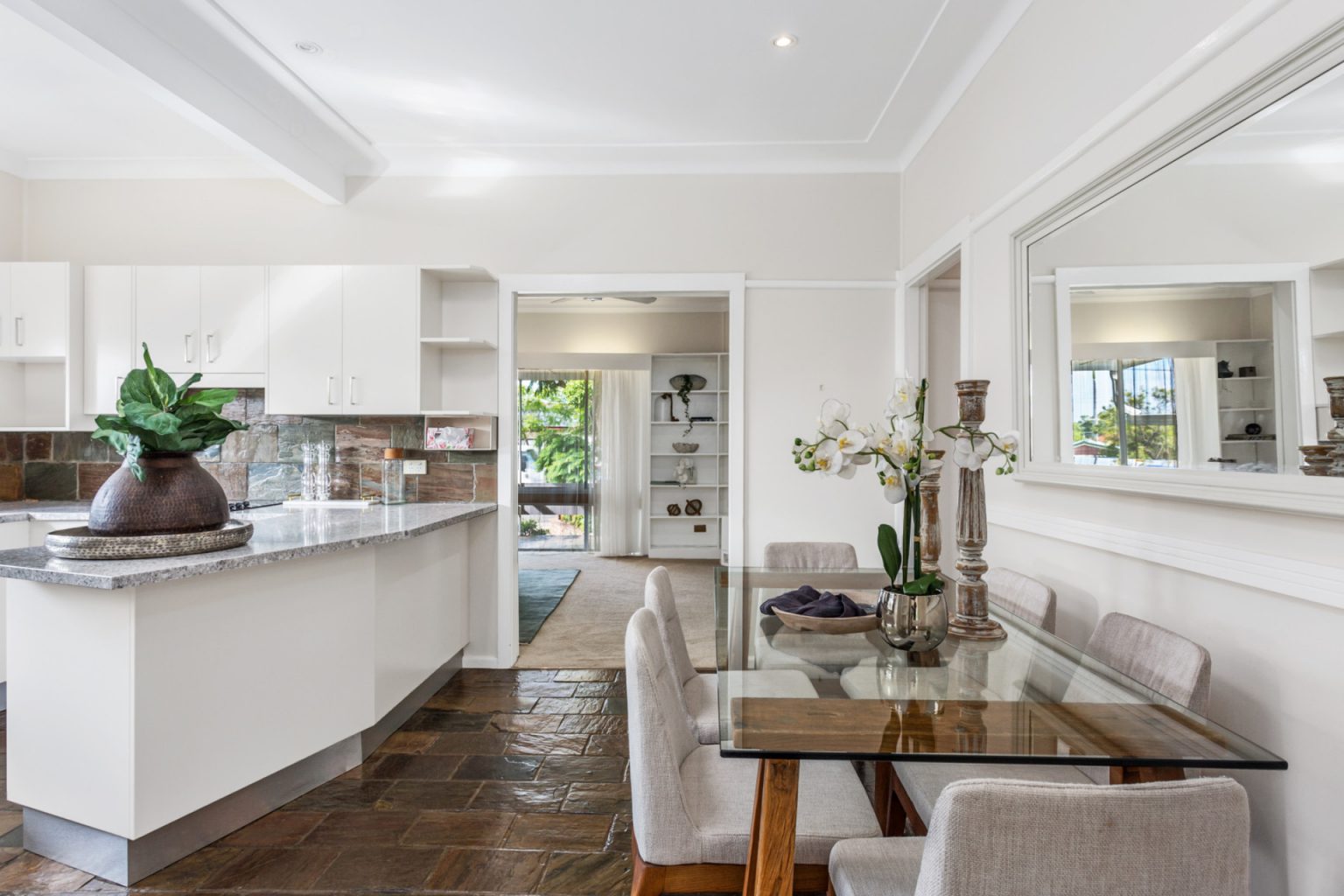 27 Tobys Boulevarde, Mount Pritchard NSW 2170