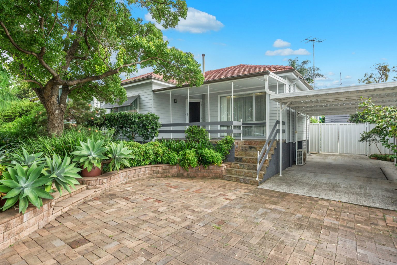27 Tobys Boulevarde, Mount Pritchard NSW 2170 – photo 10 of 11