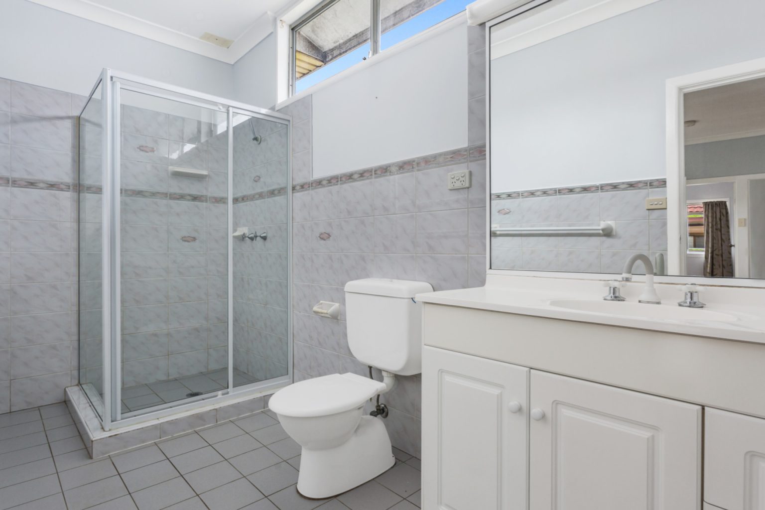 17 Rose Avenue, Mount Pritchard NSW 2170 – photo 8 of 13
