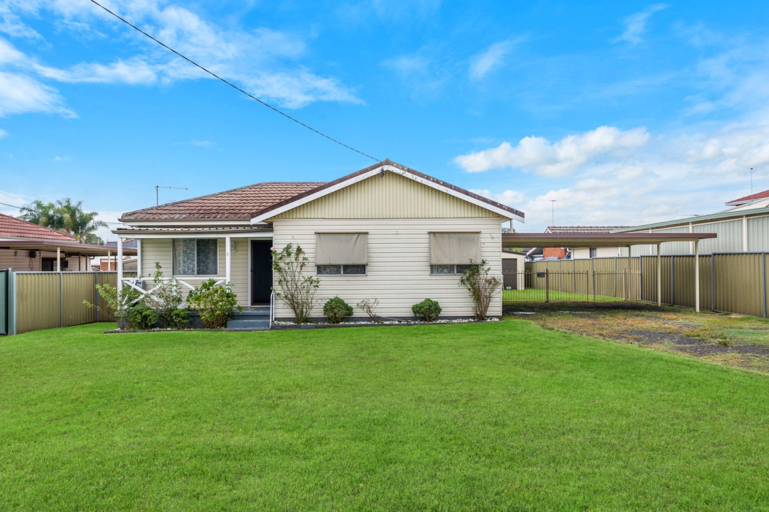 17 Rose Avenue, Mount Pritchard NSW 2170 – photo 3 of 13