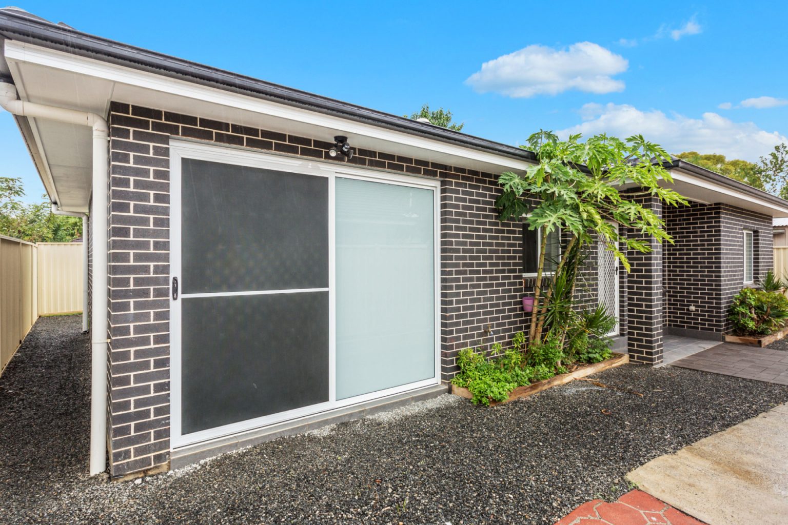 90 Maxwells Avenue, Ashcroft NSW 2168 – photo 7 of 13