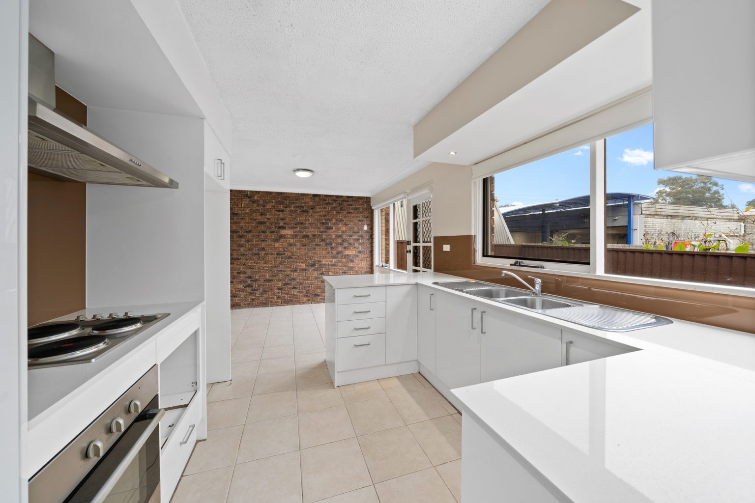 5/100 Hoxton Park Road, Lurnea NSW 2170 – photo 2 of 6
