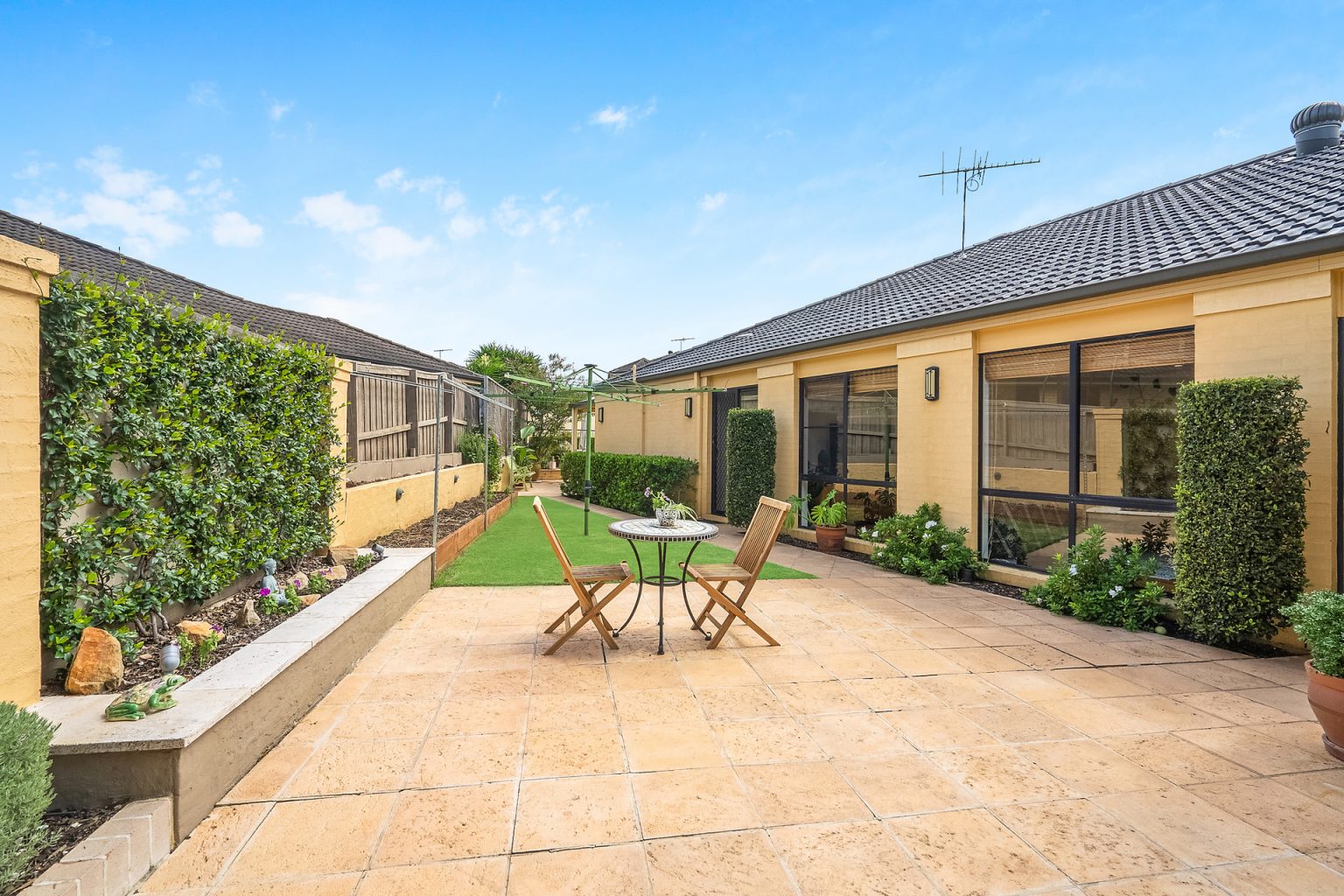 7 San Marino Drive, Prestons NSW 2170 – photo 12 of 13