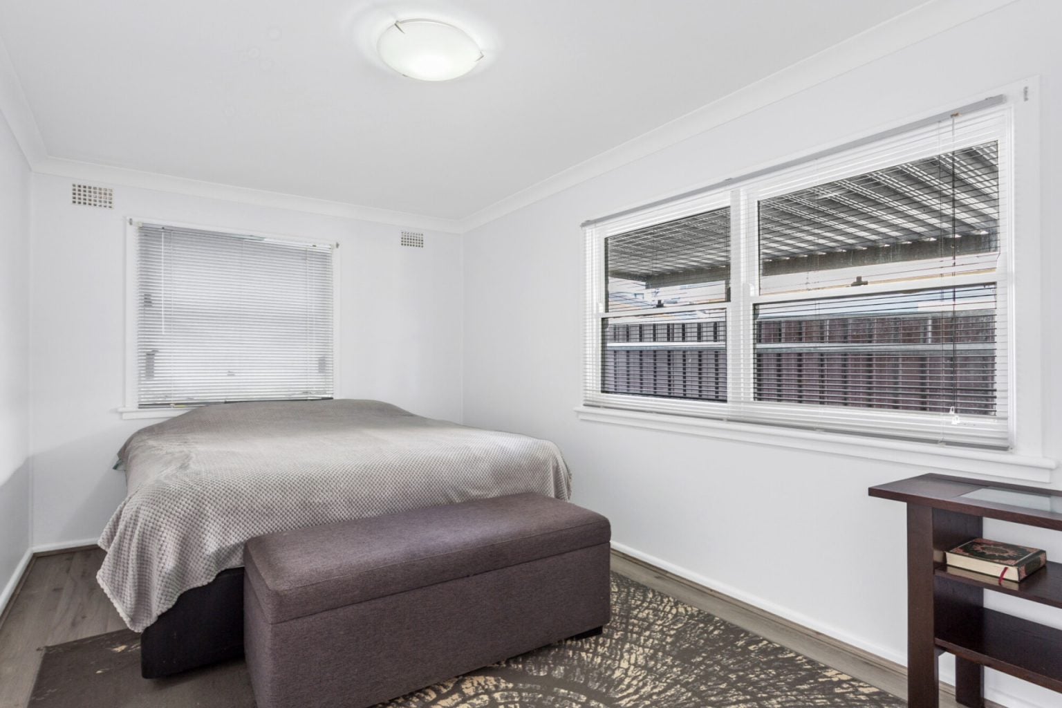 10 Sullivan Avenue, Lurnea NSW 2170 – photo 5 of 13