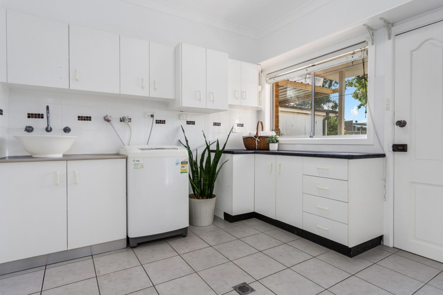 21 Albert Street, Guildford NSW 2161 – photo 10 of 17