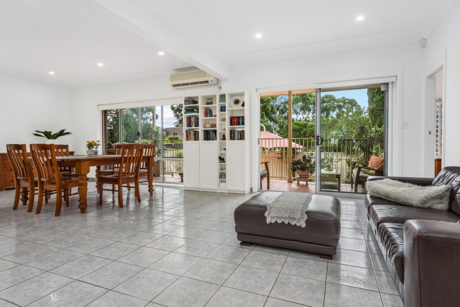 21 Albert Street, Guildford NSW 2161 – photo 4 of 17