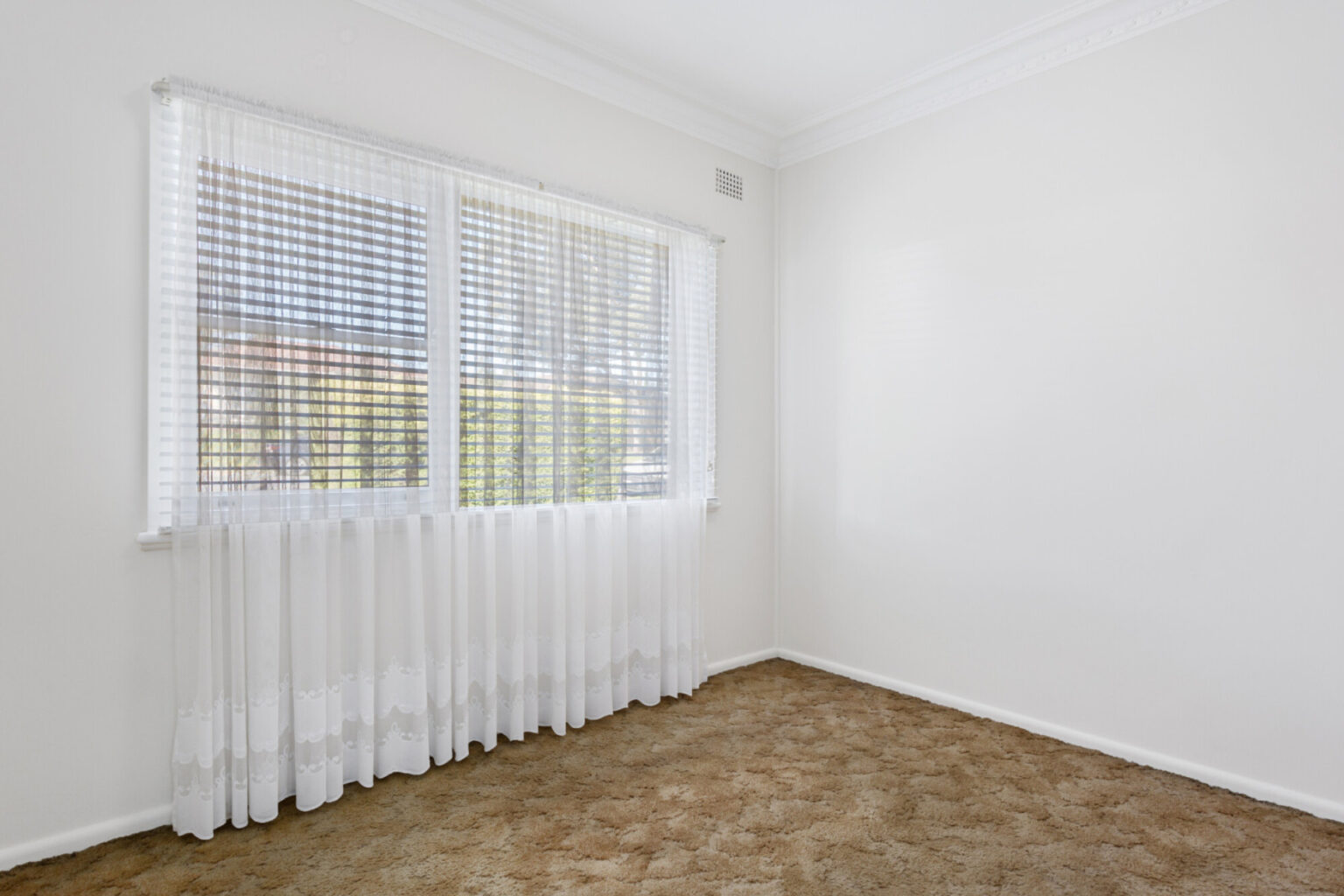 155 Meadows Road, Mount Pritchard NSW 2170 – photo 8 of 10
