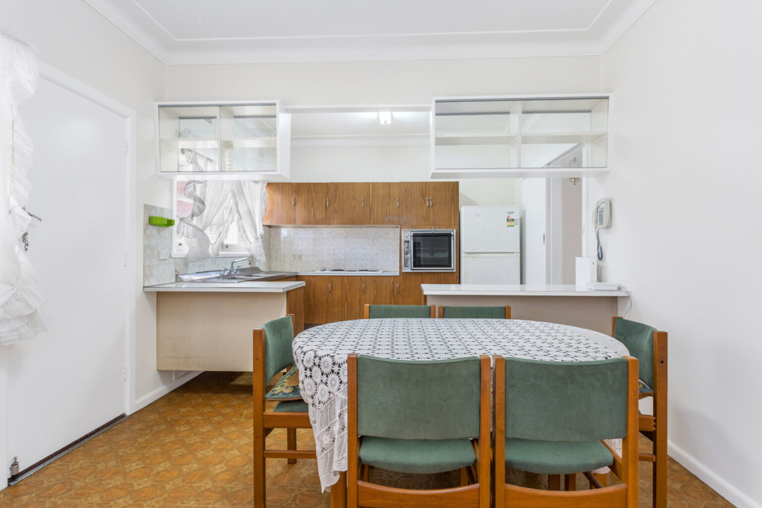 155 Meadows Road, Mount Pritchard NSW 2170 – photo 4 of 10