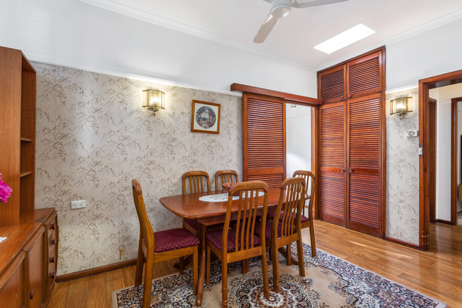 124 Townview Road, Mount Pritchard NSW 2170 – photo 3 of 9