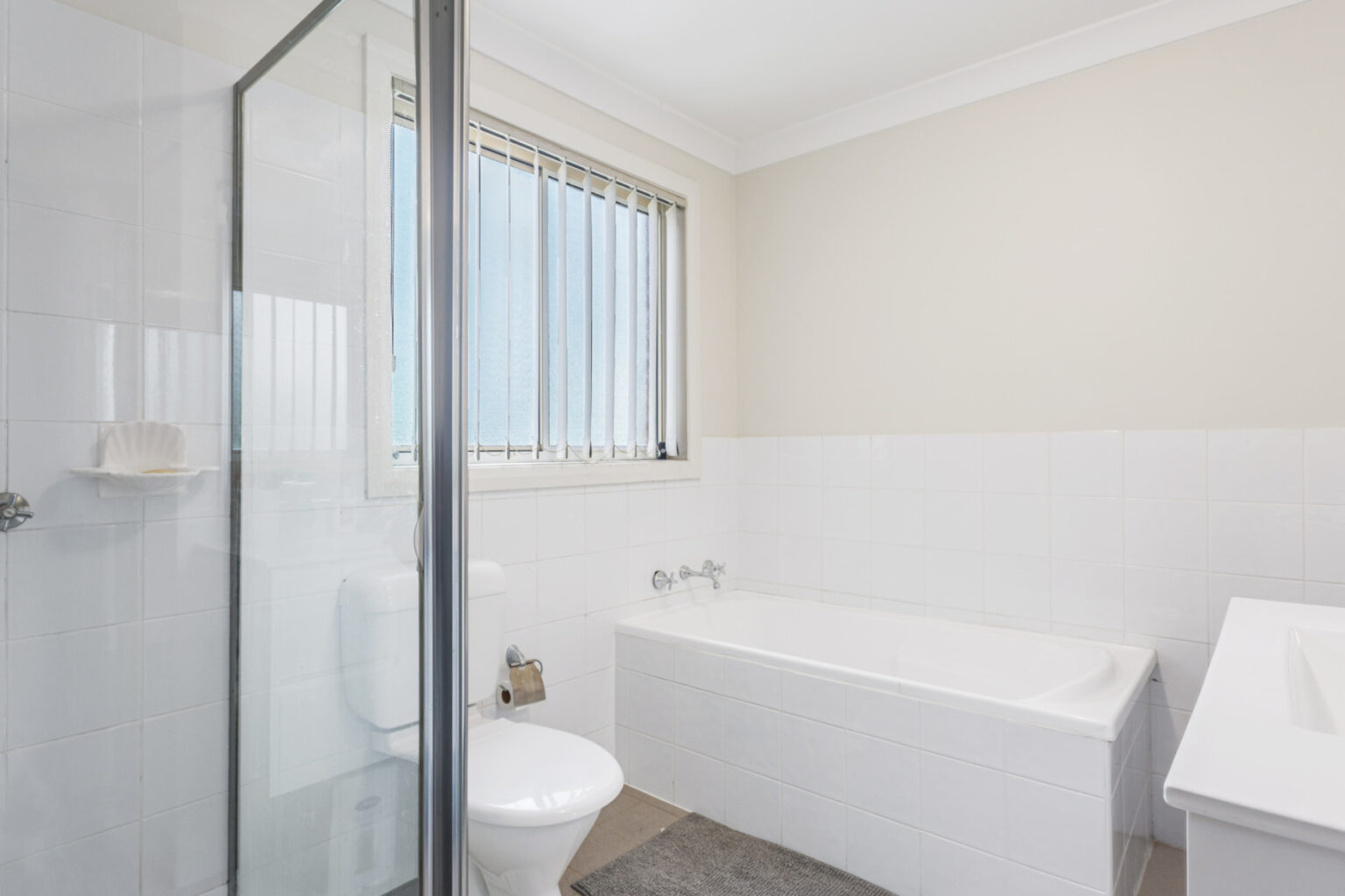 4/10 Yerona Street, Prestons NSW 2170 – photo 6 of 7