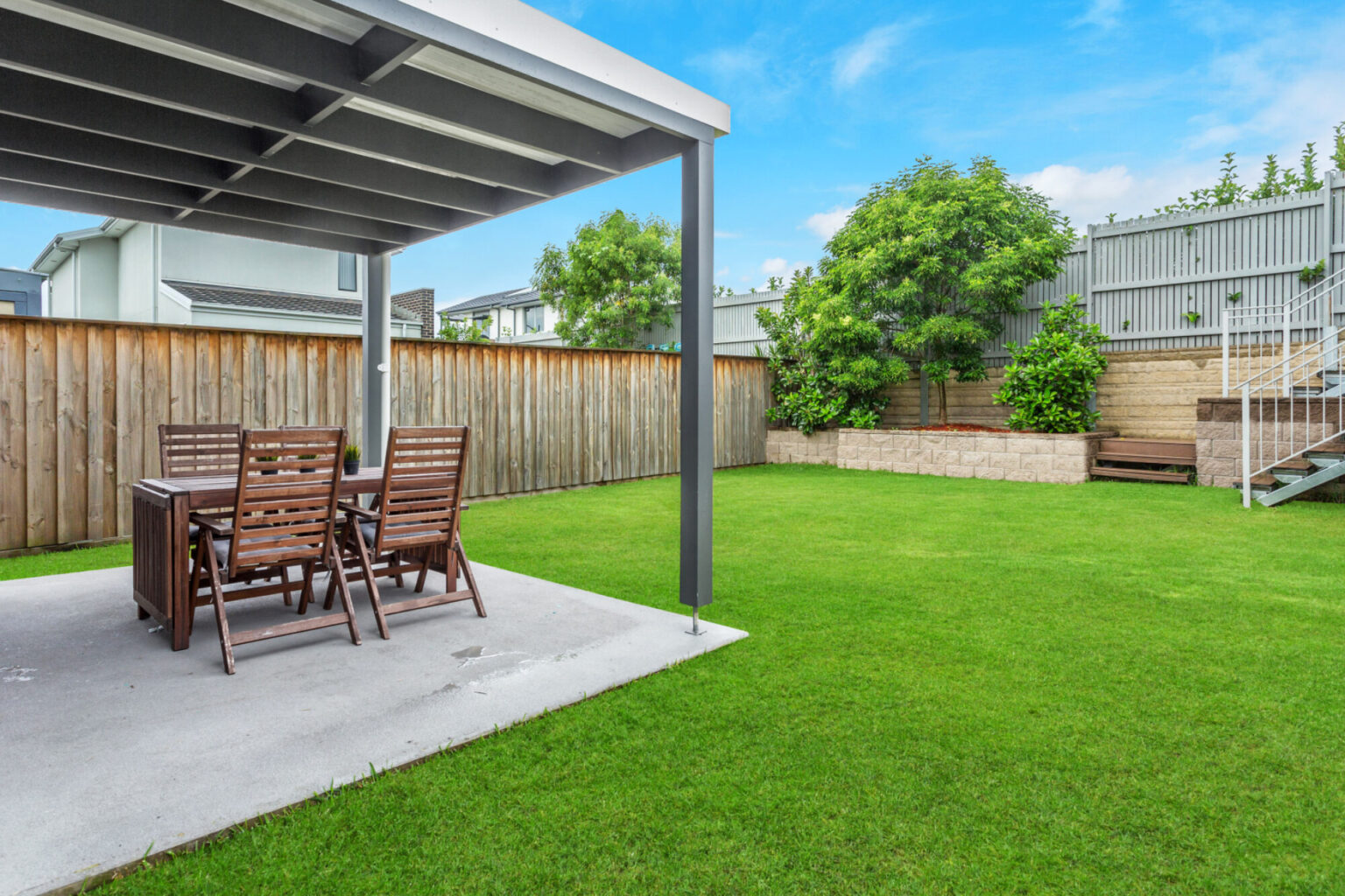 82 Hennessy Avenue, Moorebank NSW 2170 – photo 9 of 10
