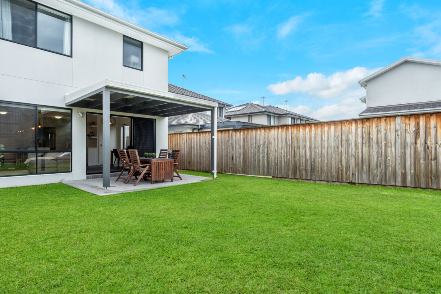82 Hennessy Avenue, Moorebank NSW 2170 – photo 10 of 10