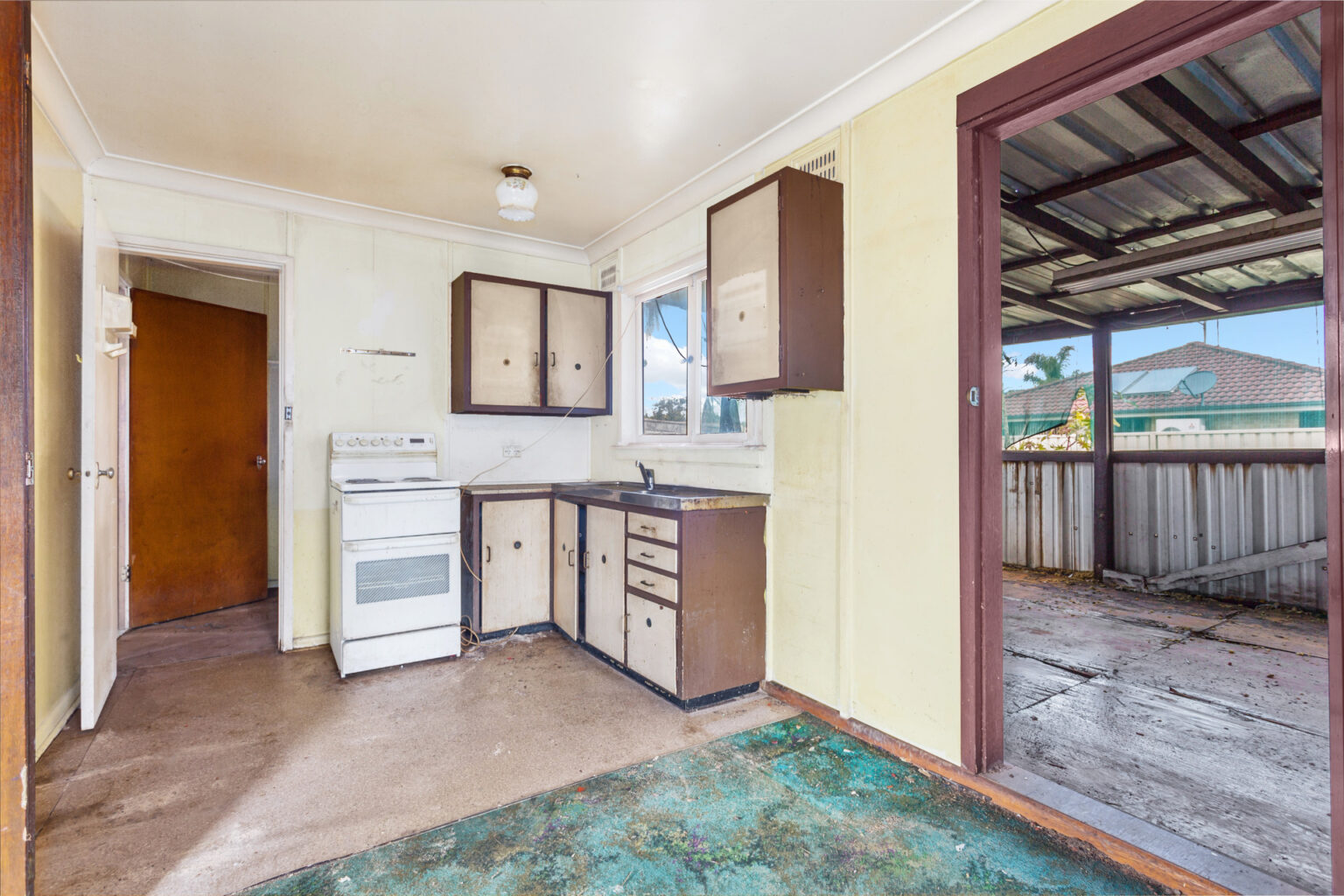 6 Opal Place, Cartwright NSW 2168 – photo 6 of 13
