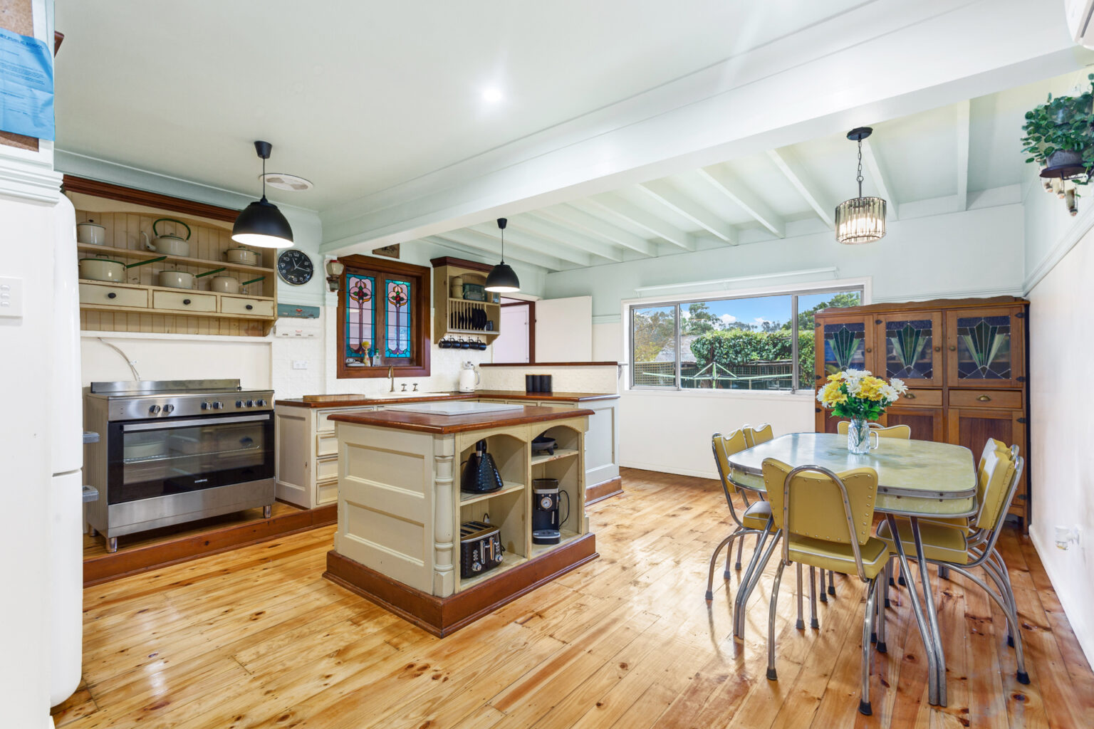 27 Kaluga Street, Busby NSW 2168