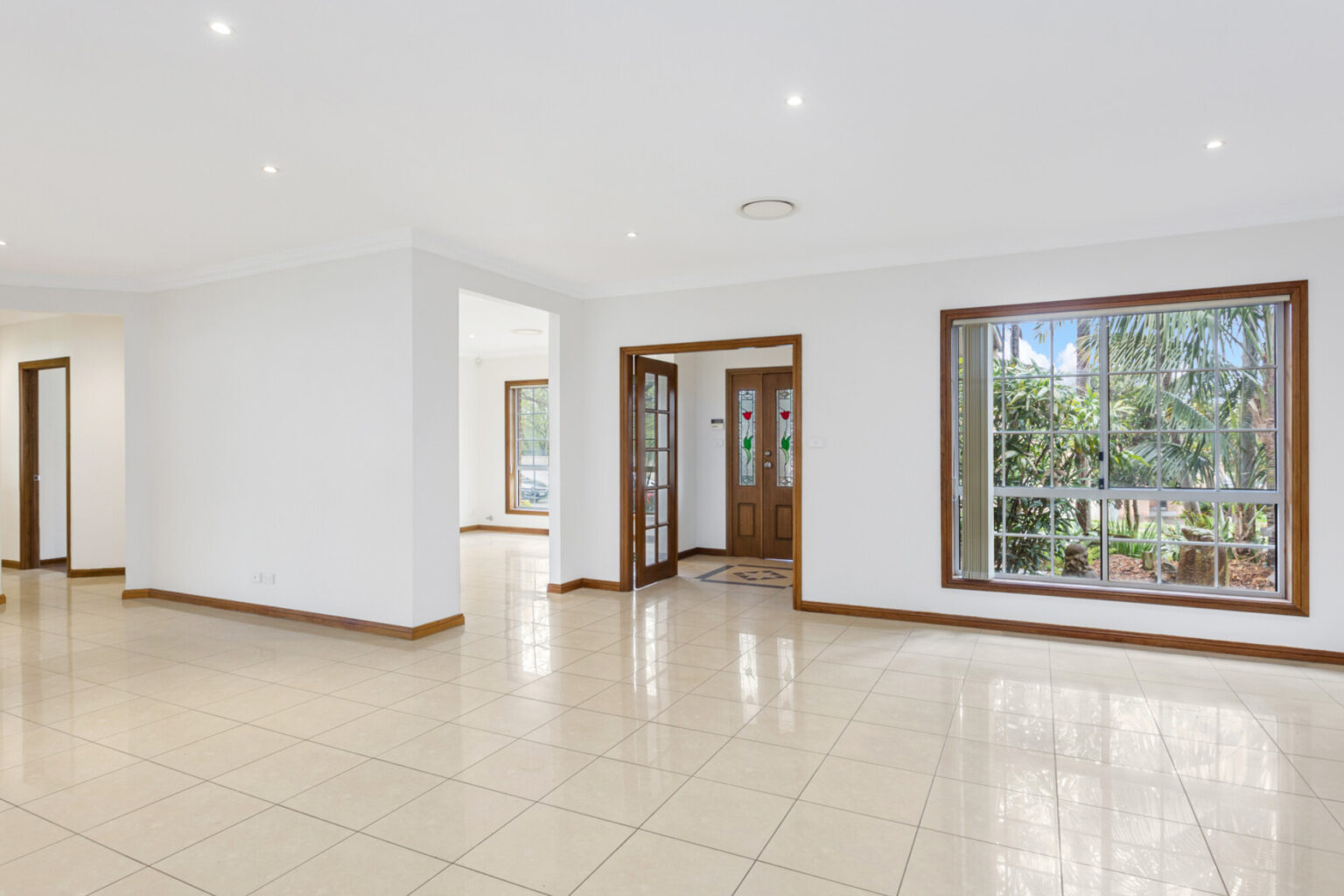 40 Carmichael Drive, West Hoxton NSW 2171 – photo 6 of 10