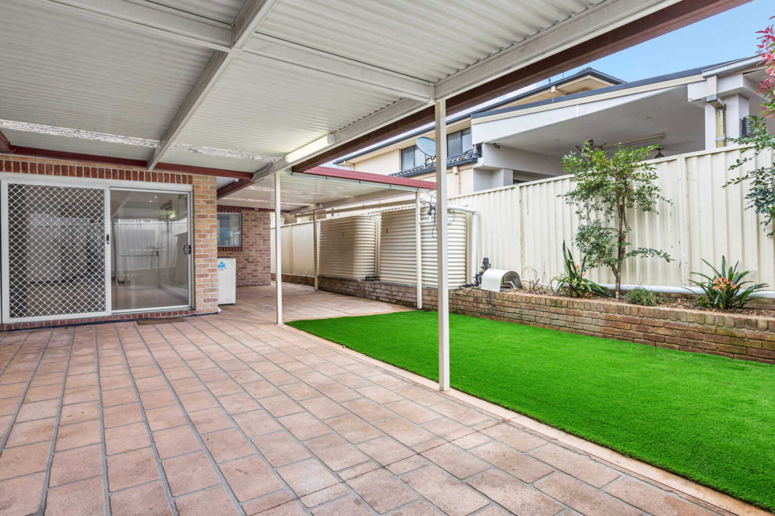 40 Carmichael Drive, West Hoxton NSW 2171 – photo 10 of 10