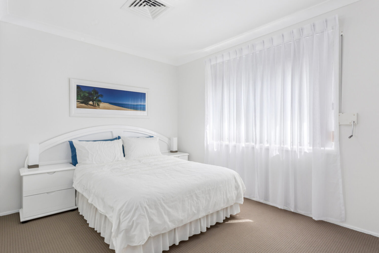 2 Fantail Place, Green Valley NSW 2168 – photo 6 of 11