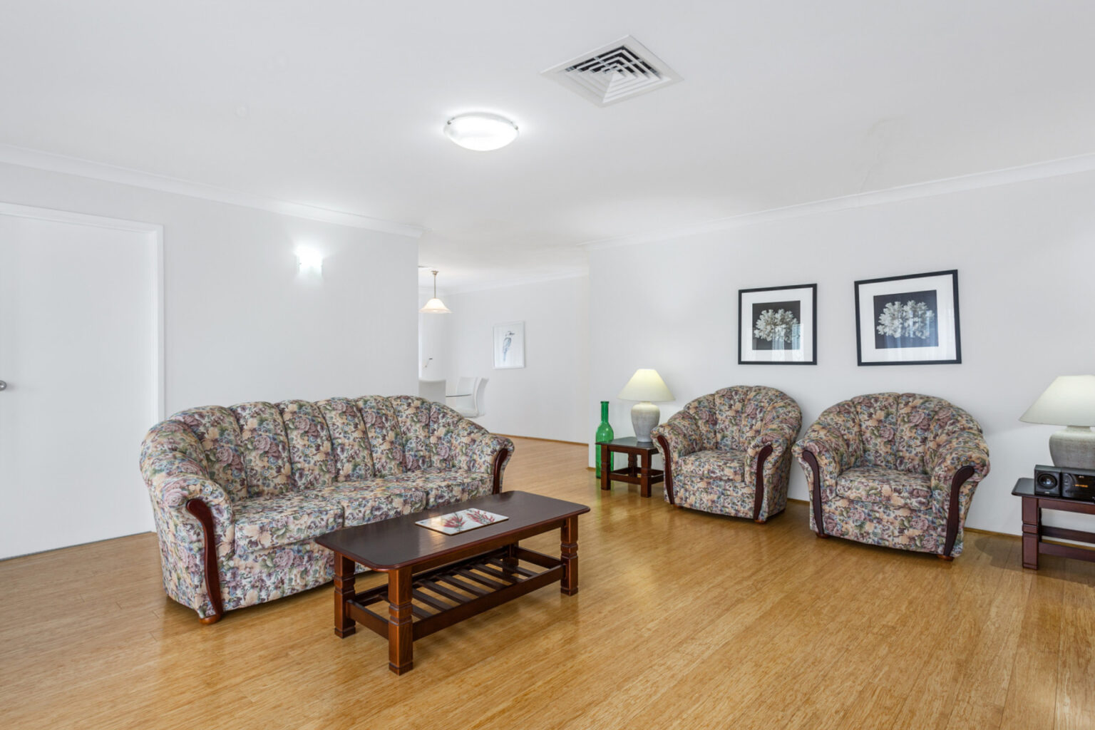 2 Fantail Place, Green Valley NSW 2168 – photo 5 of 11