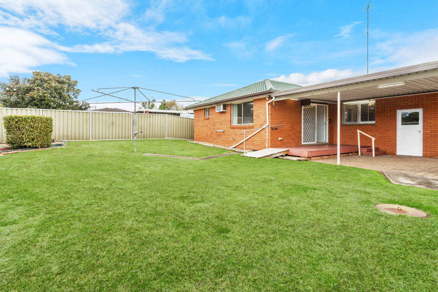 9 Lehmann Avenue, Liverpool NSW 2170 – photo 10 of 13