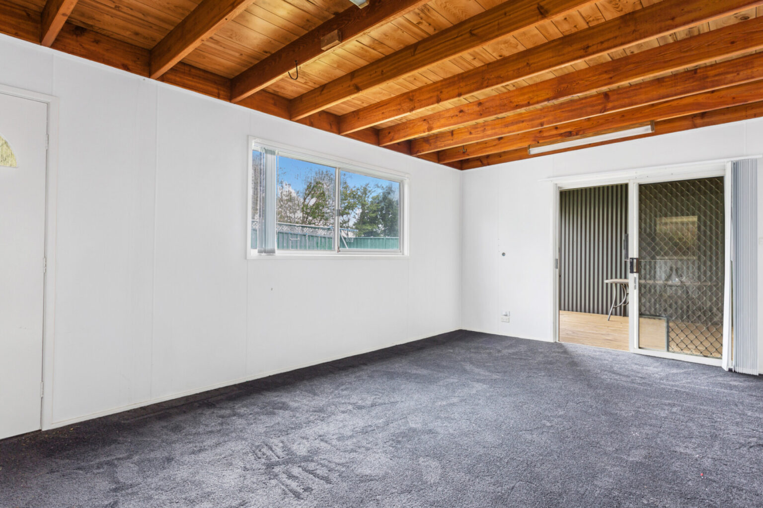 26 Semillon Crescent, Eschol Park NSW 2558 – photo 7 of 8