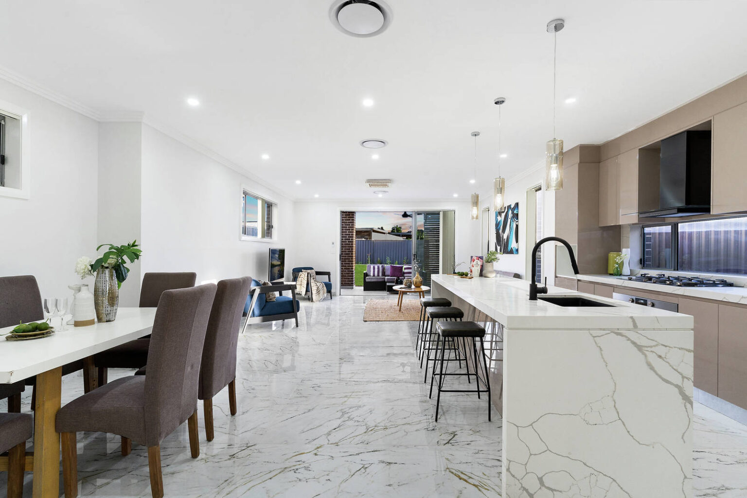 94B Reilly Street, Liverpool NSW 2170 – photo 3 of 12