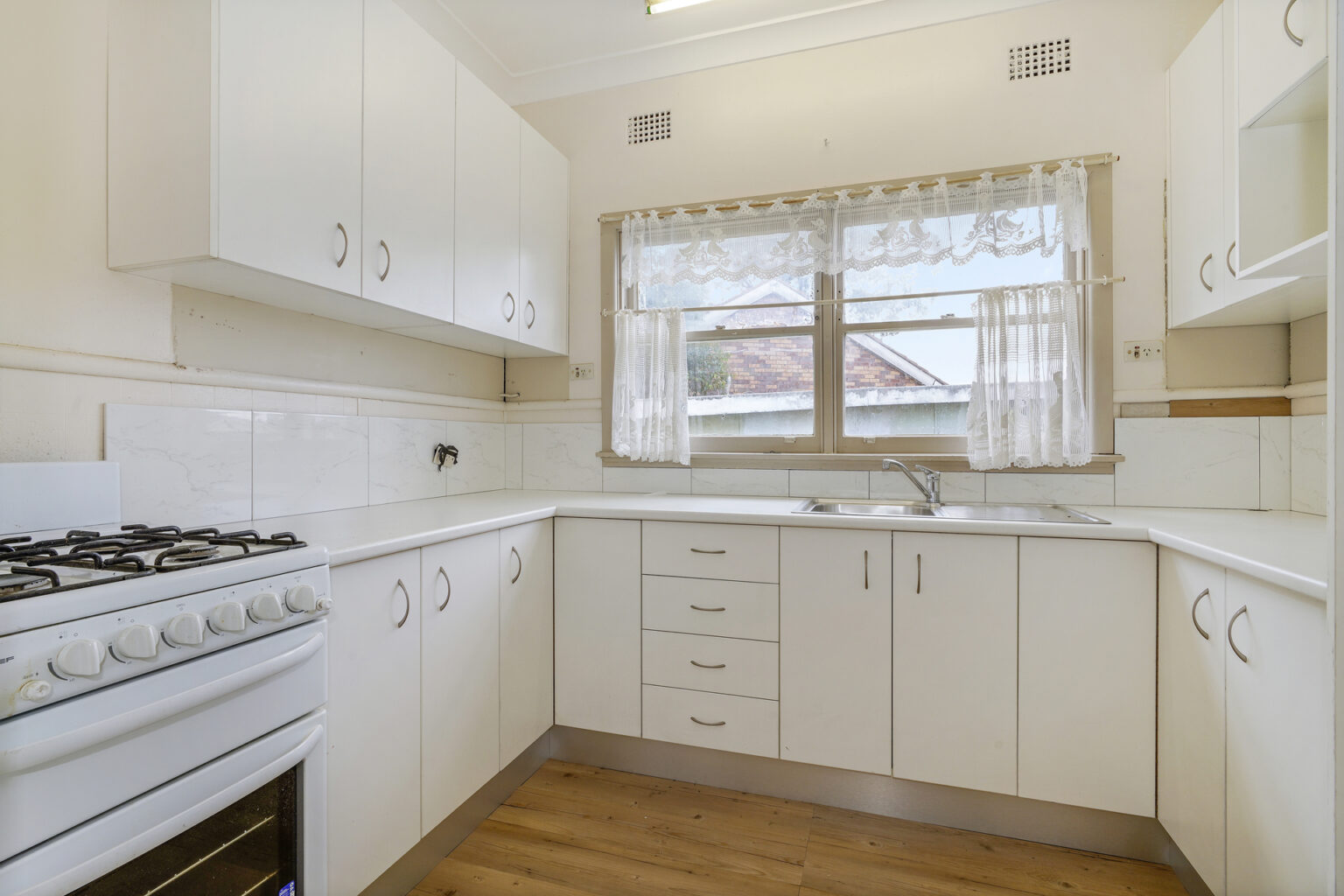 62 Woodlands Road, Liverpool NSW 2170 – photo 2 of 8