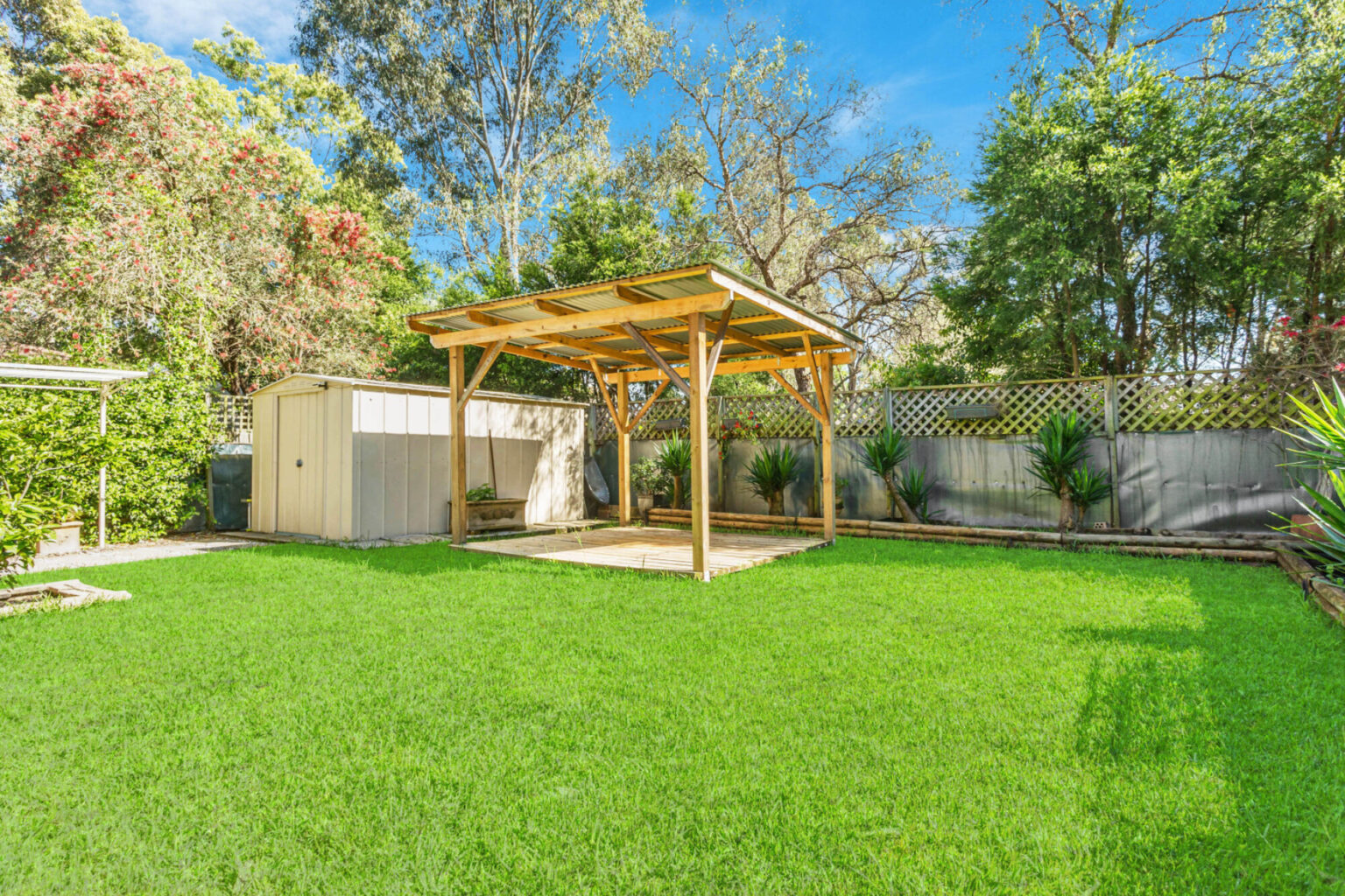16 Carruthers Drive, Horningsea Park NSW 2171 – photo 10 of 10