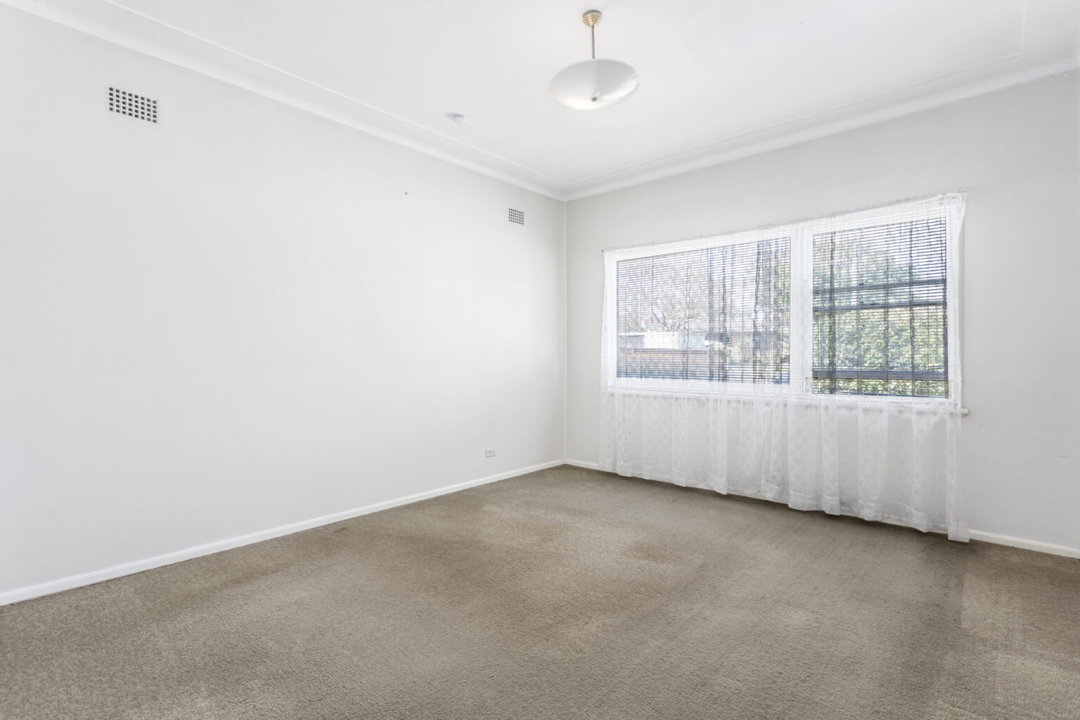 31 McLean Street, Liverpool NSW 2170 – photo 6 of 13