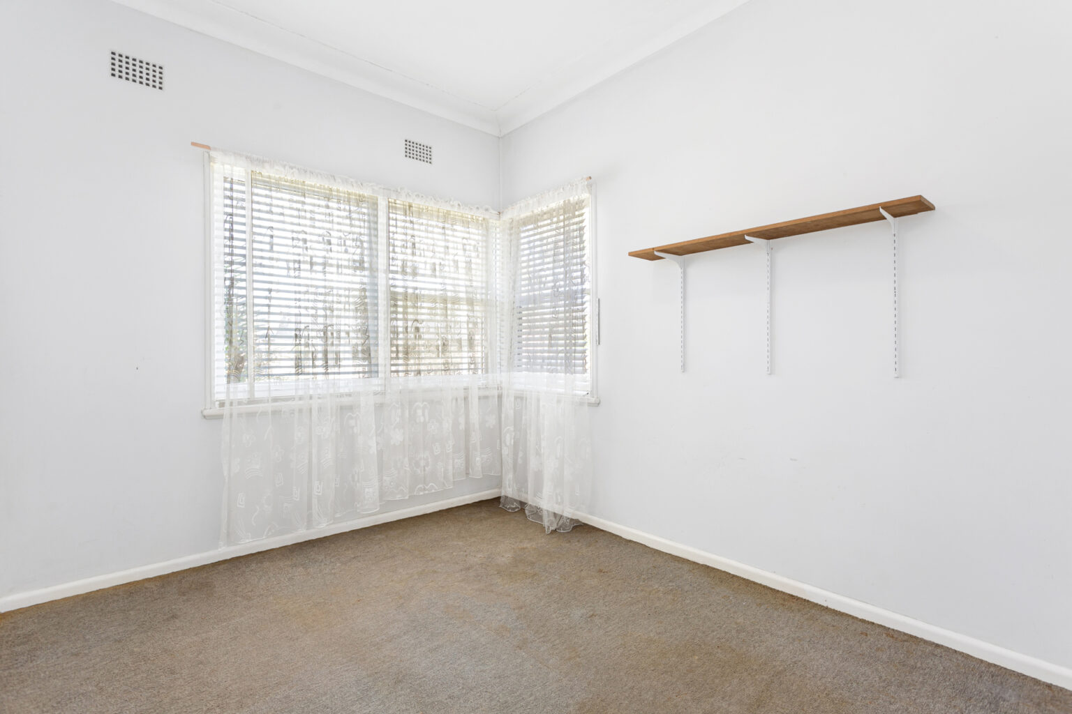 31 McLean Street, Liverpool NSW 2170 – photo 5 of 13